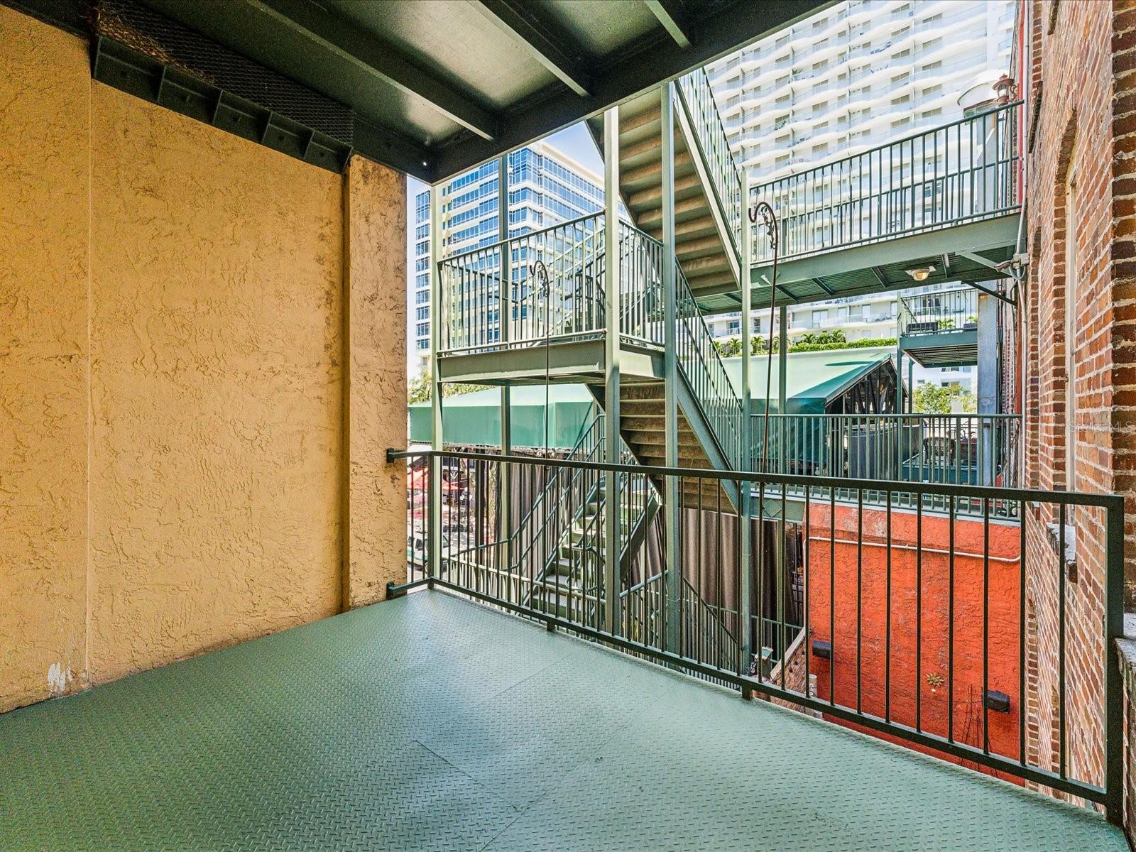 HOTEL DETROIT CONDO THE - Residential Lease