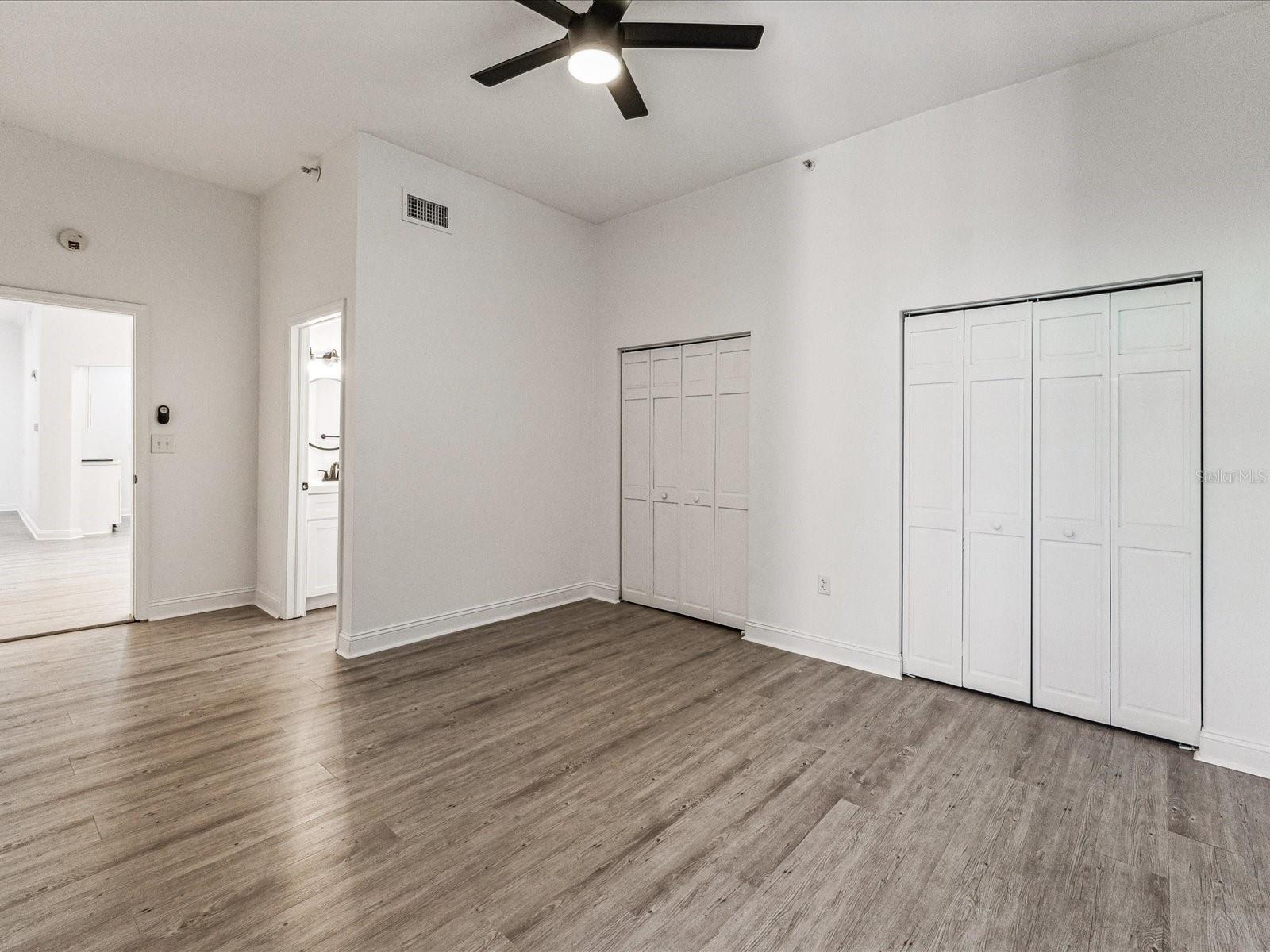 HOTEL DETROIT CONDO THE - Residential Lease