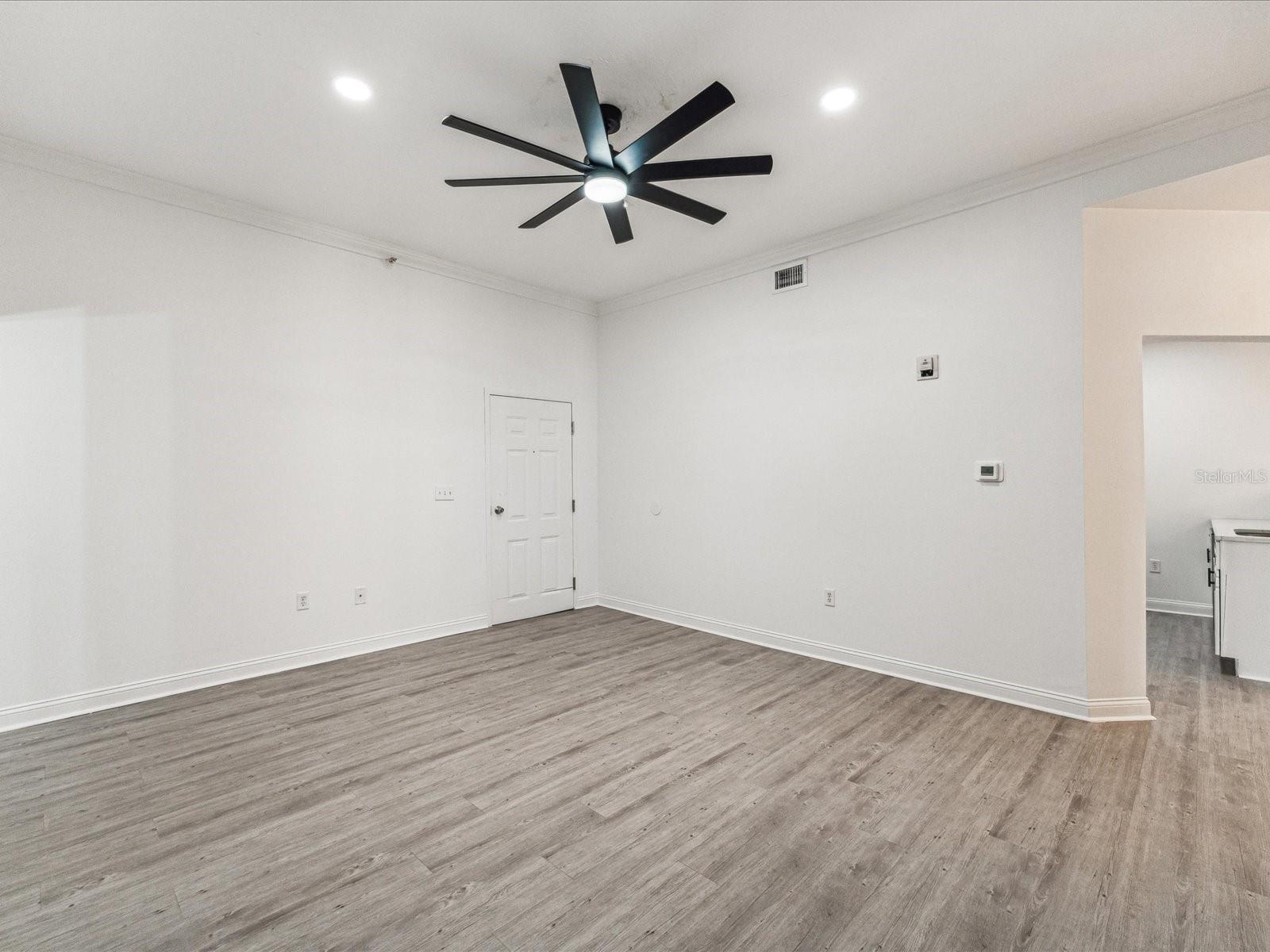HOTEL DETROIT CONDO THE - Residential Lease