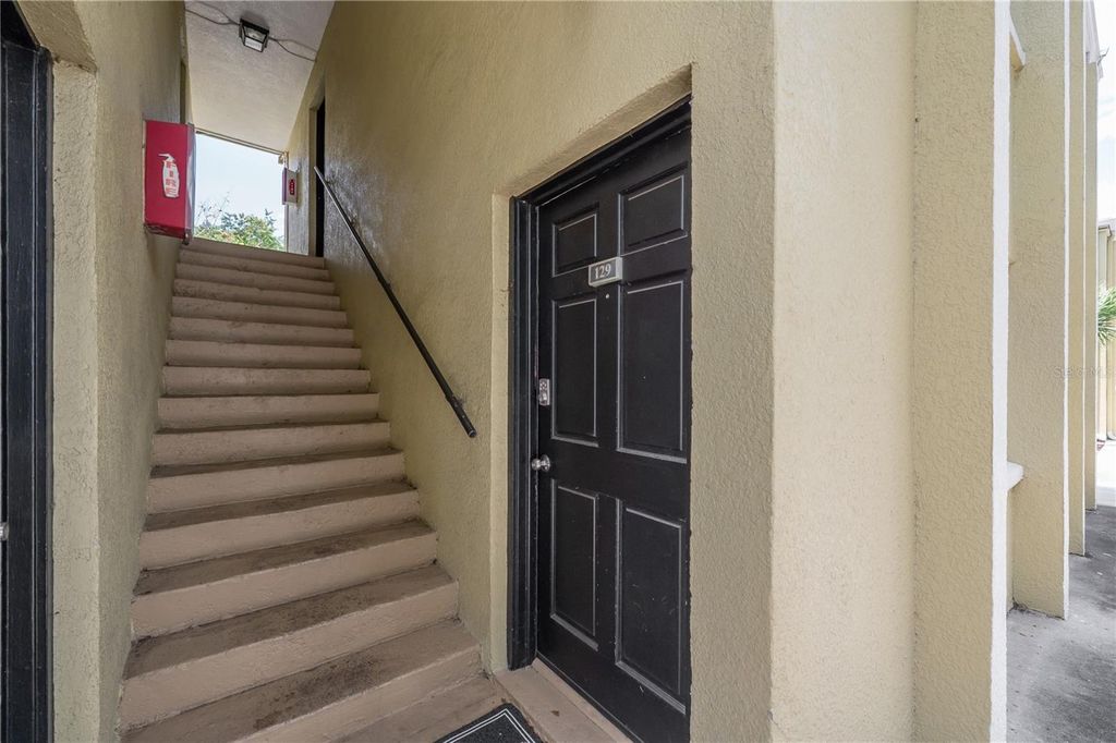 Photo of 3206 W Azeele Street #129, Tampa, FL 33609 (MLS # TB8508449)