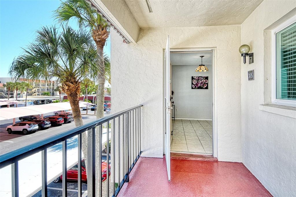 Photo of 260 Santa Maria Street #305, Venice, FL 34285 (MLS # A4670188)