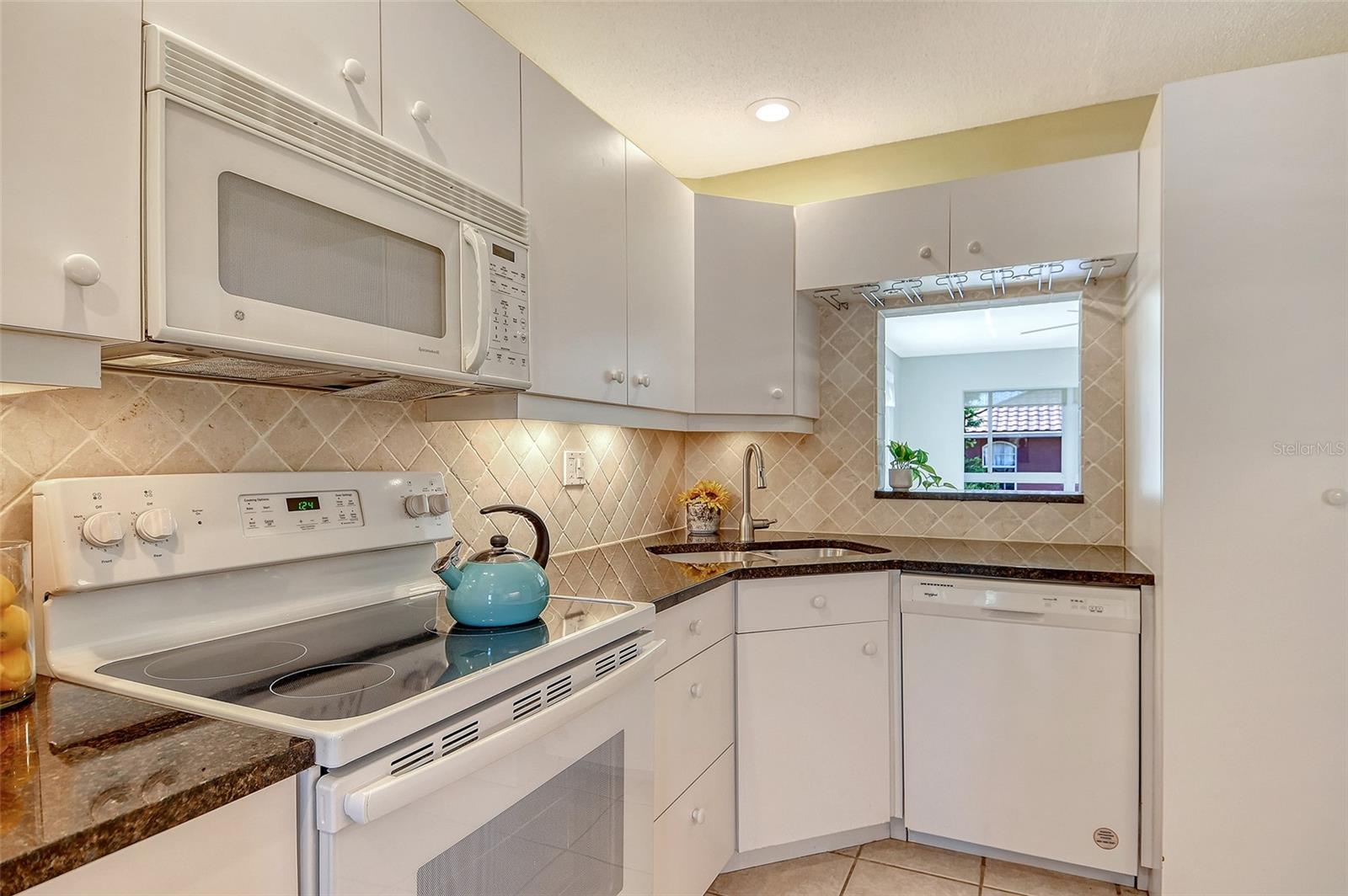 BELLA COSTA I - Residential