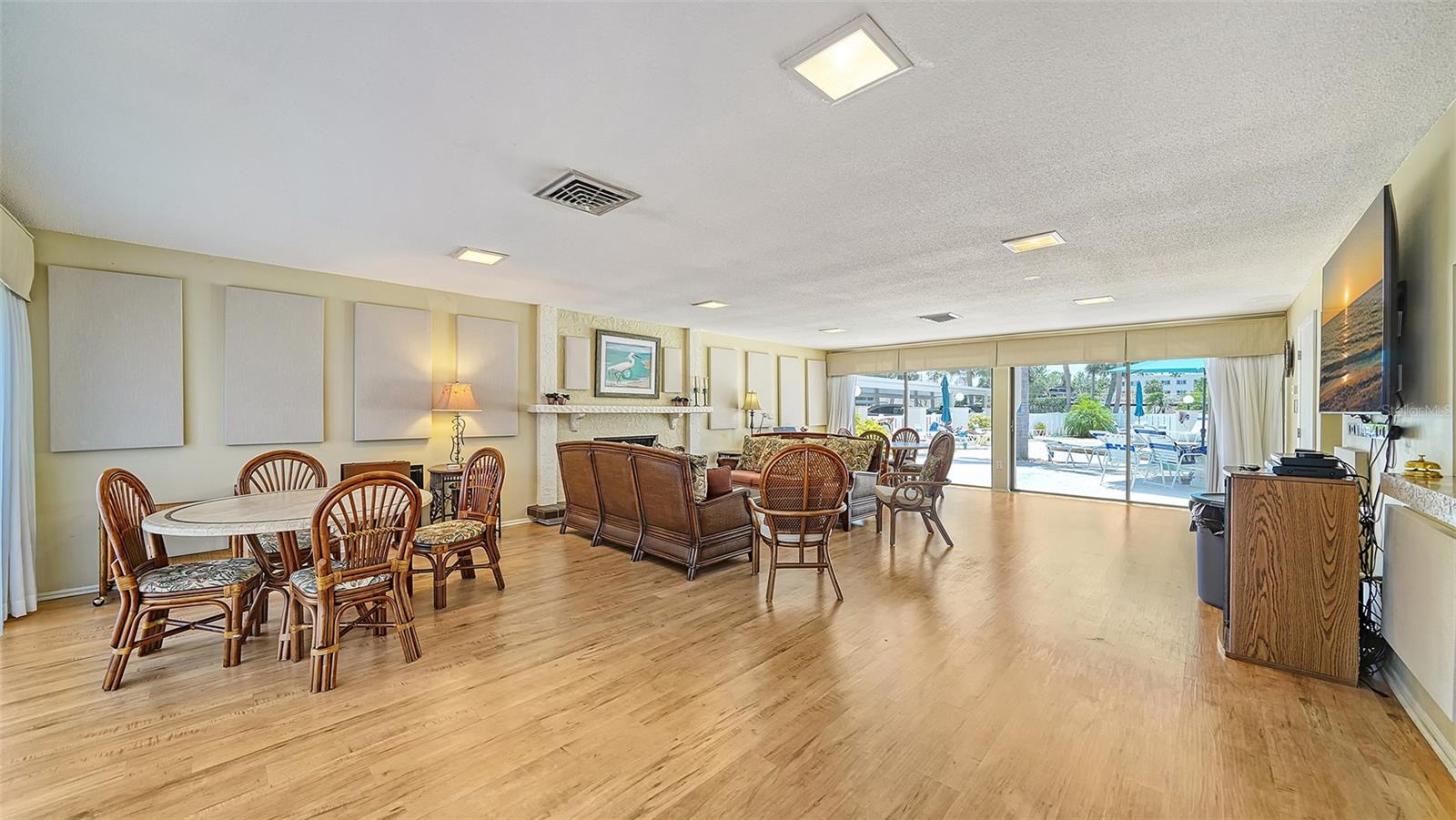 BELLA COSTA I - Residential