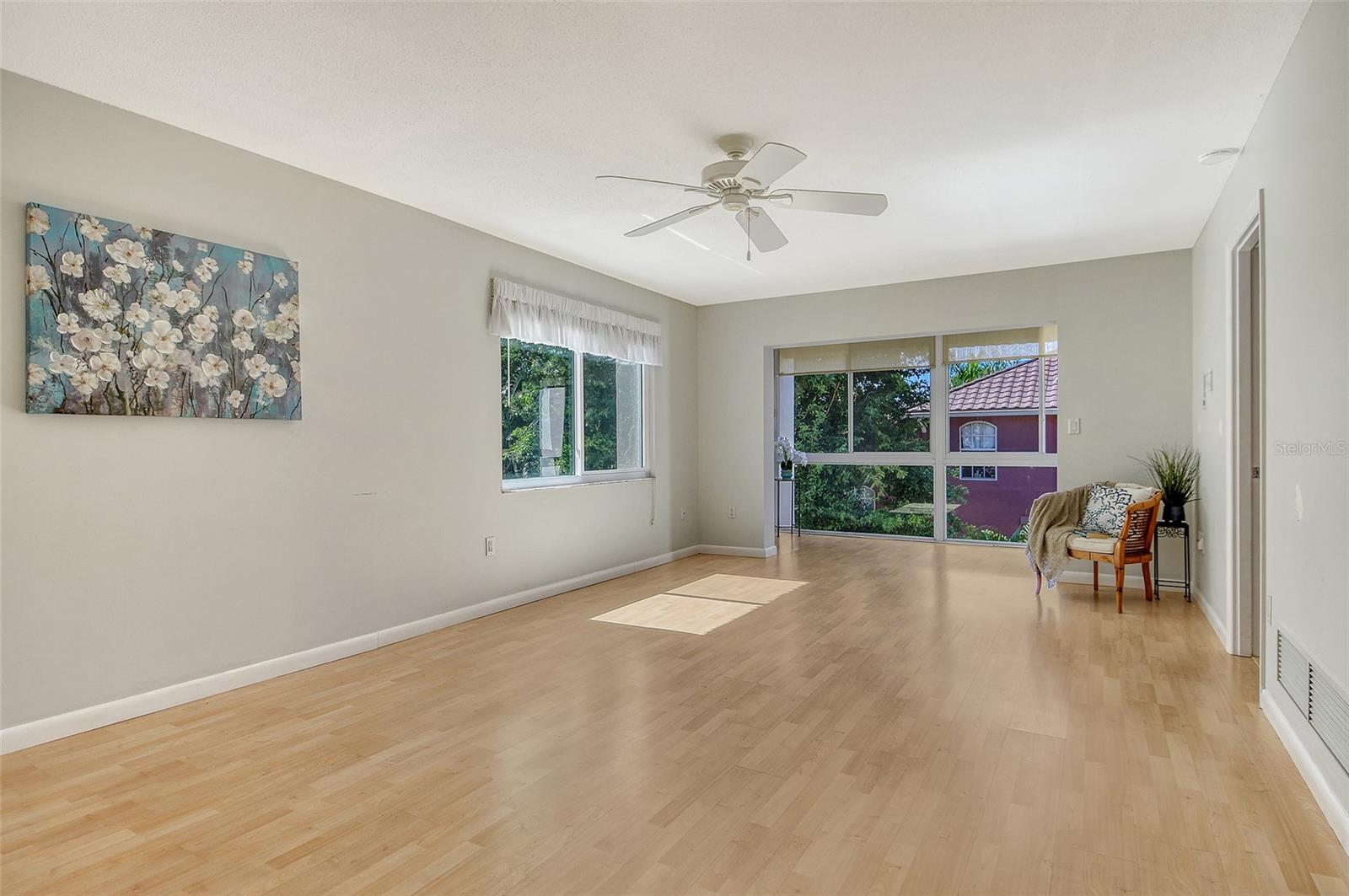 BELLA COSTA I - Residential