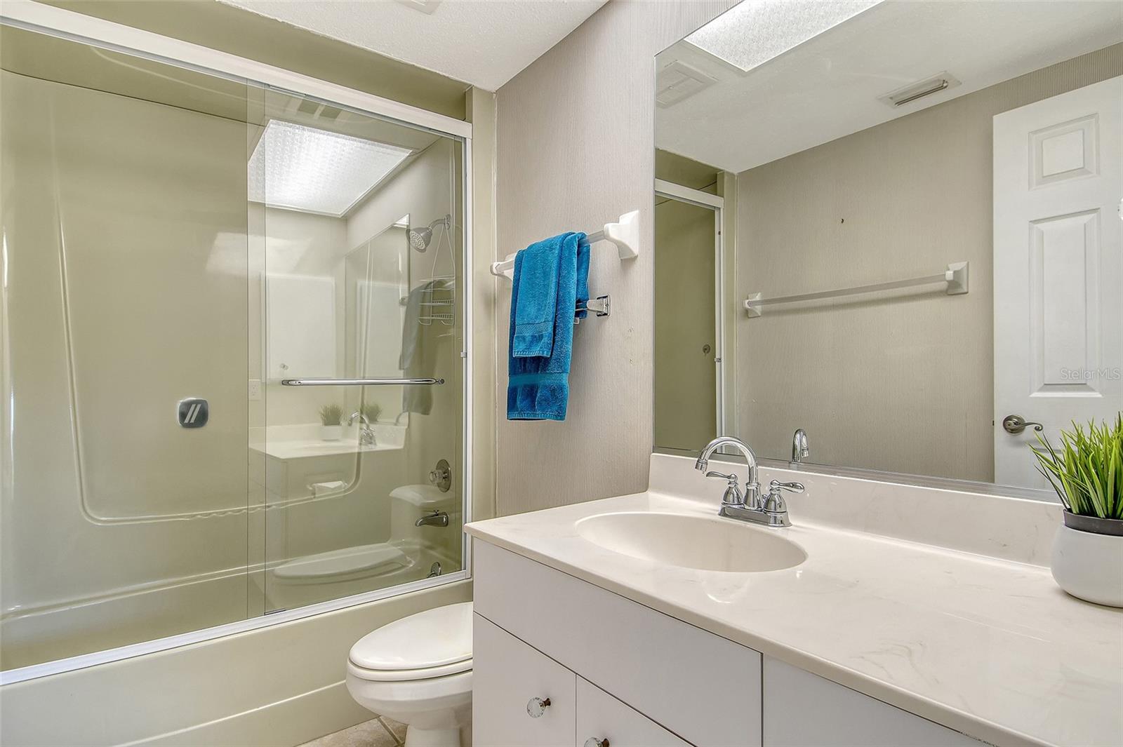 BELLA COSTA I - Residential