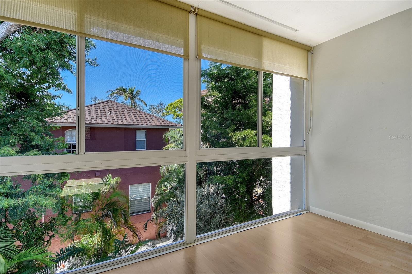 BELLA COSTA I - Residential