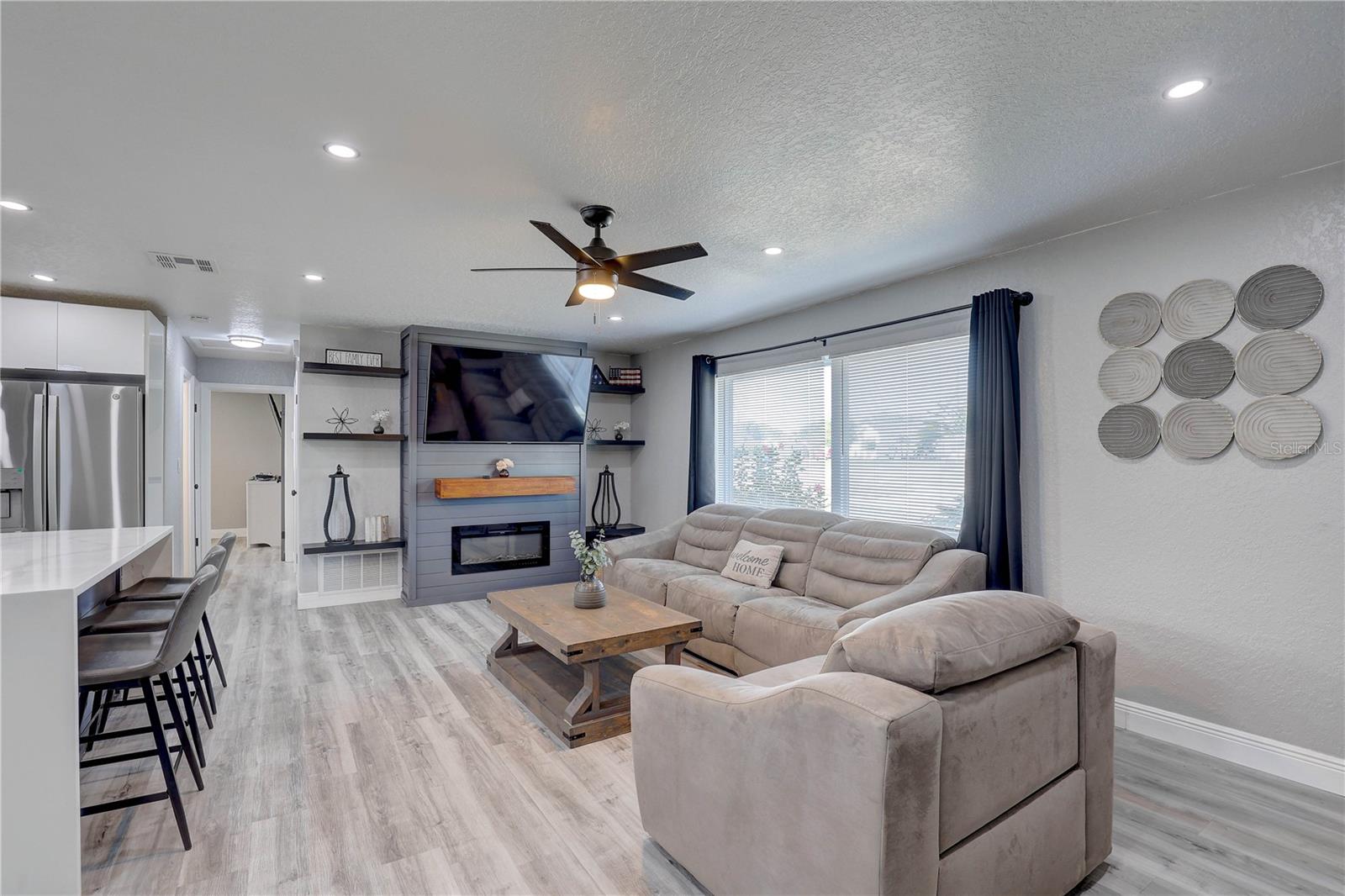 RIDGEWOOD GROVES - Residential