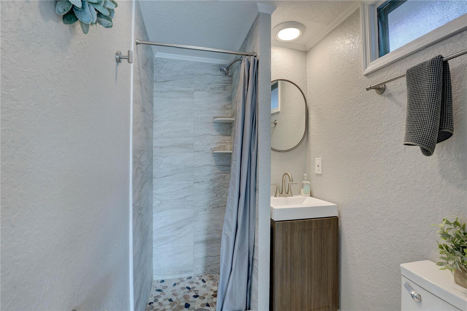 RIDGEWOOD GROVES - Residential