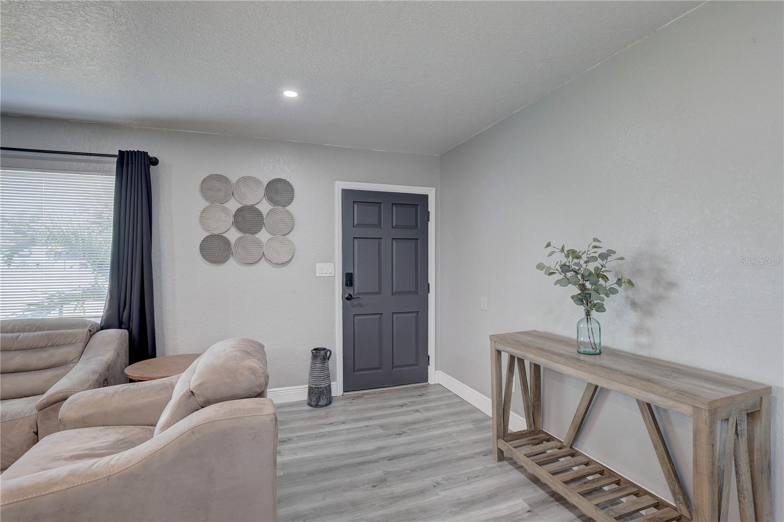 RIDGEWOOD GROVES - Residential