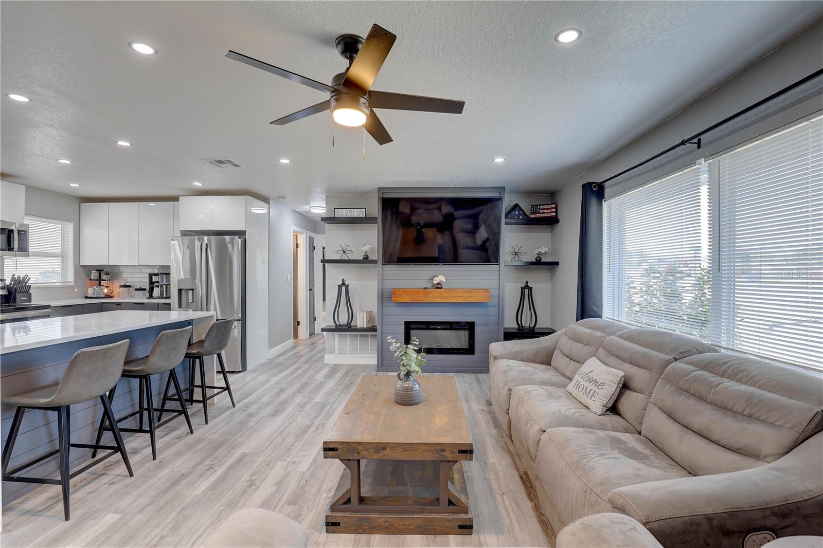 RIDGEWOOD GROVES - Residential