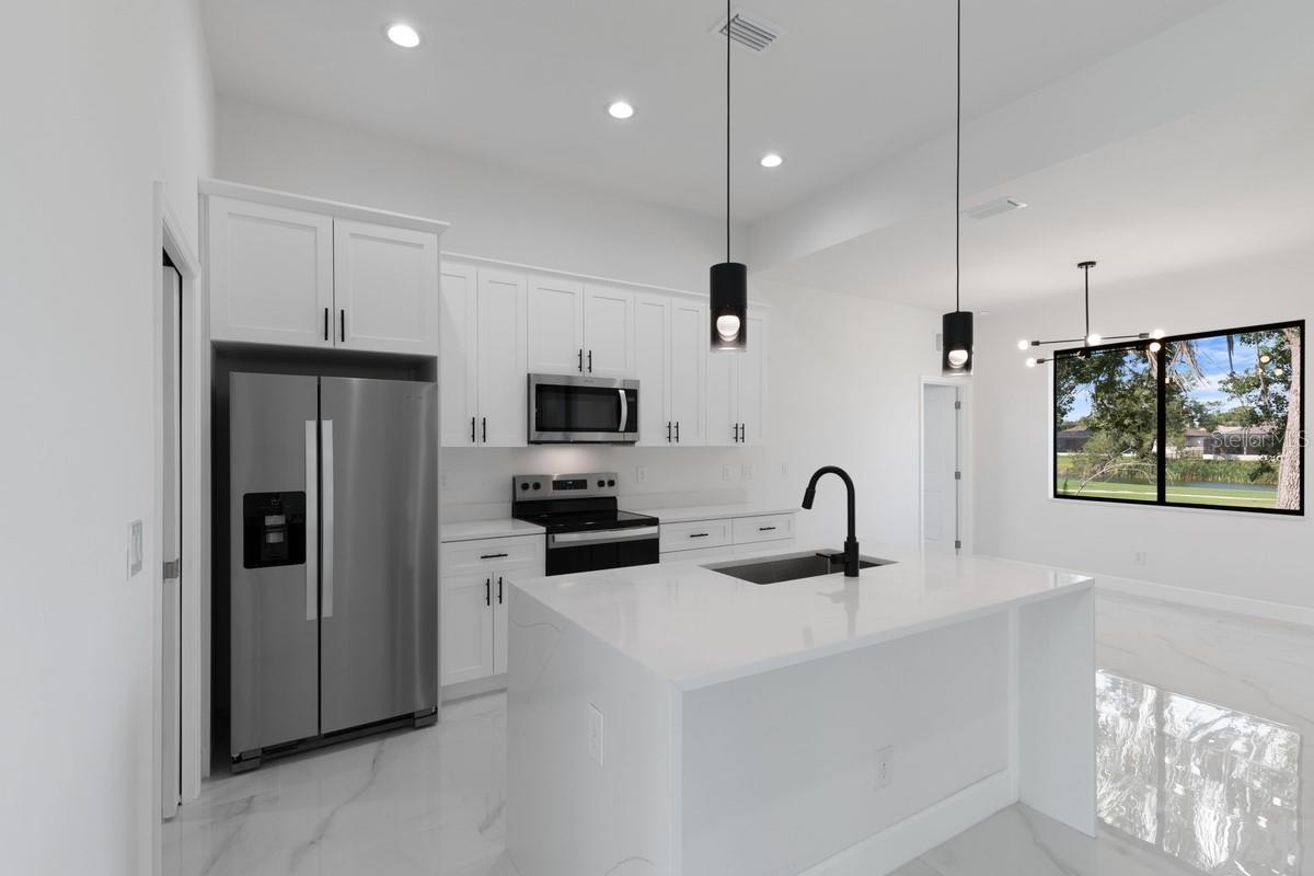 ROTONDA WEST PINE VALLEY - Residential Lease