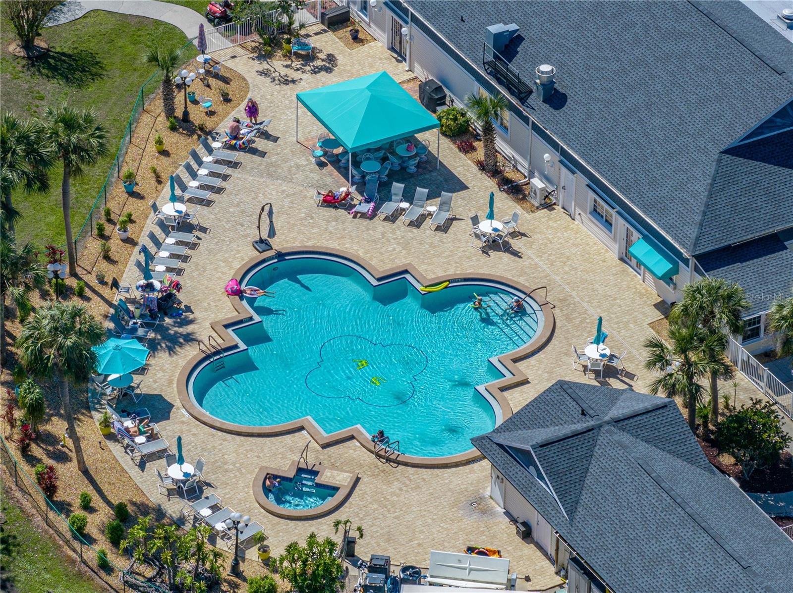 SWEETWATER GOLF & TENNIS CLUB - Residential