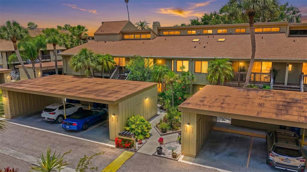 Photo of 5326 Lake Arrowhead Trail #7, Sarasota, FL 34231 (MLS # A4697122)