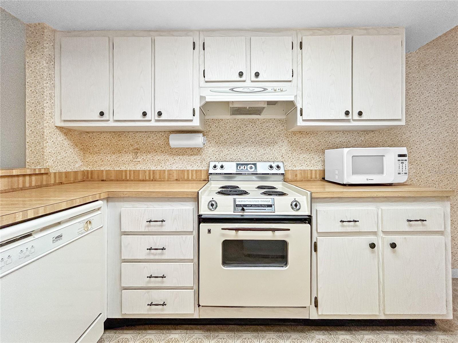 WATERS EDGE 4 CONDO - Residential