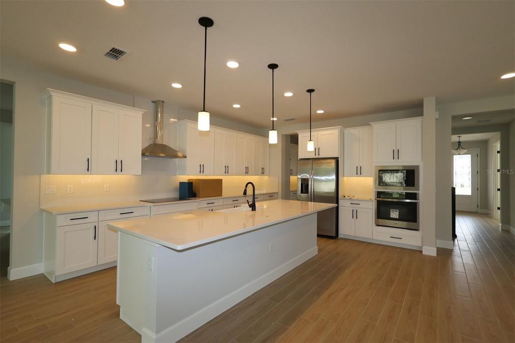 Photo of 980 Hawksnest Point, Oviedo, FL 32765 (MLS # O6406336)