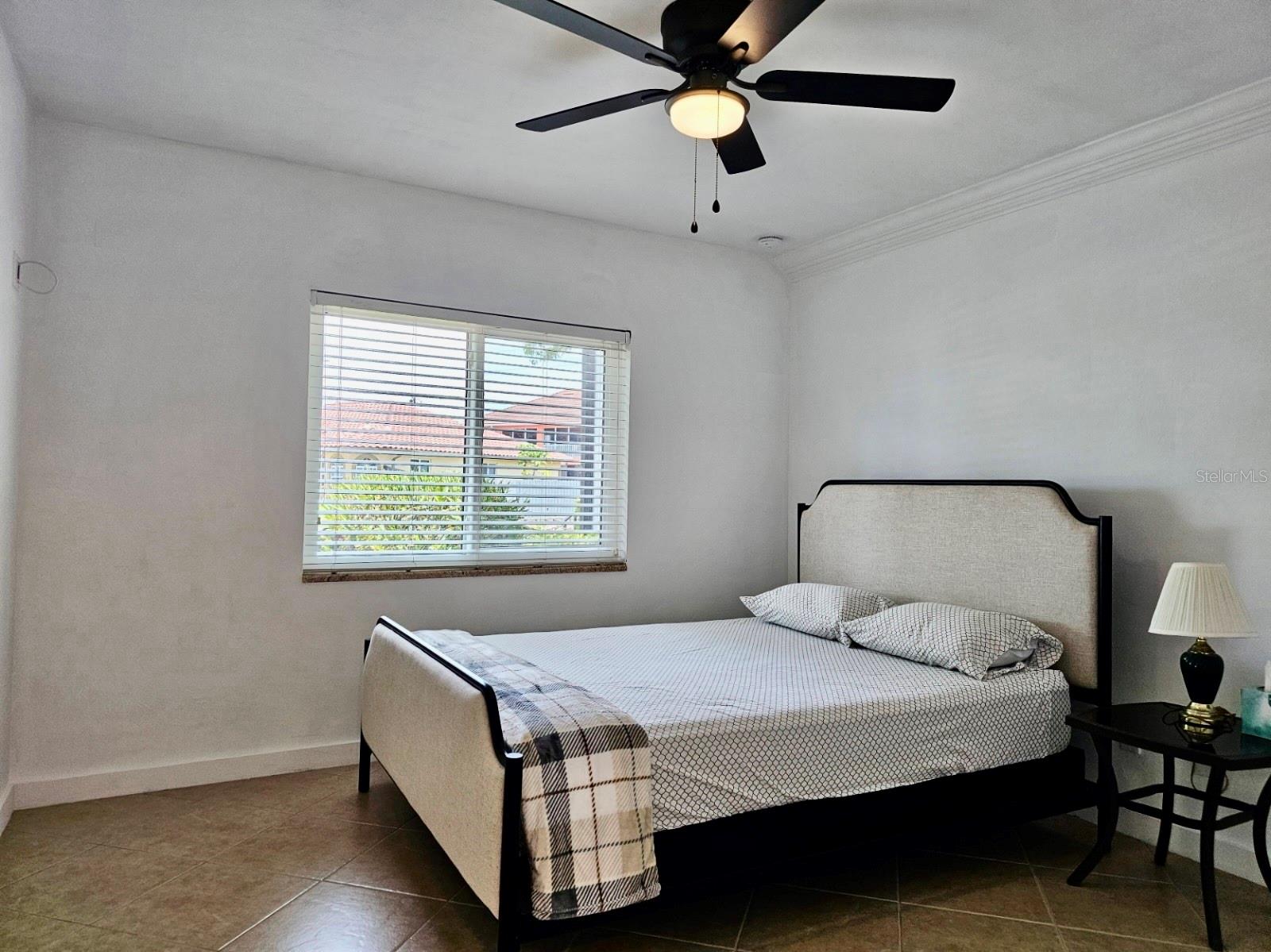 VERSAILLES CONDO - Residential