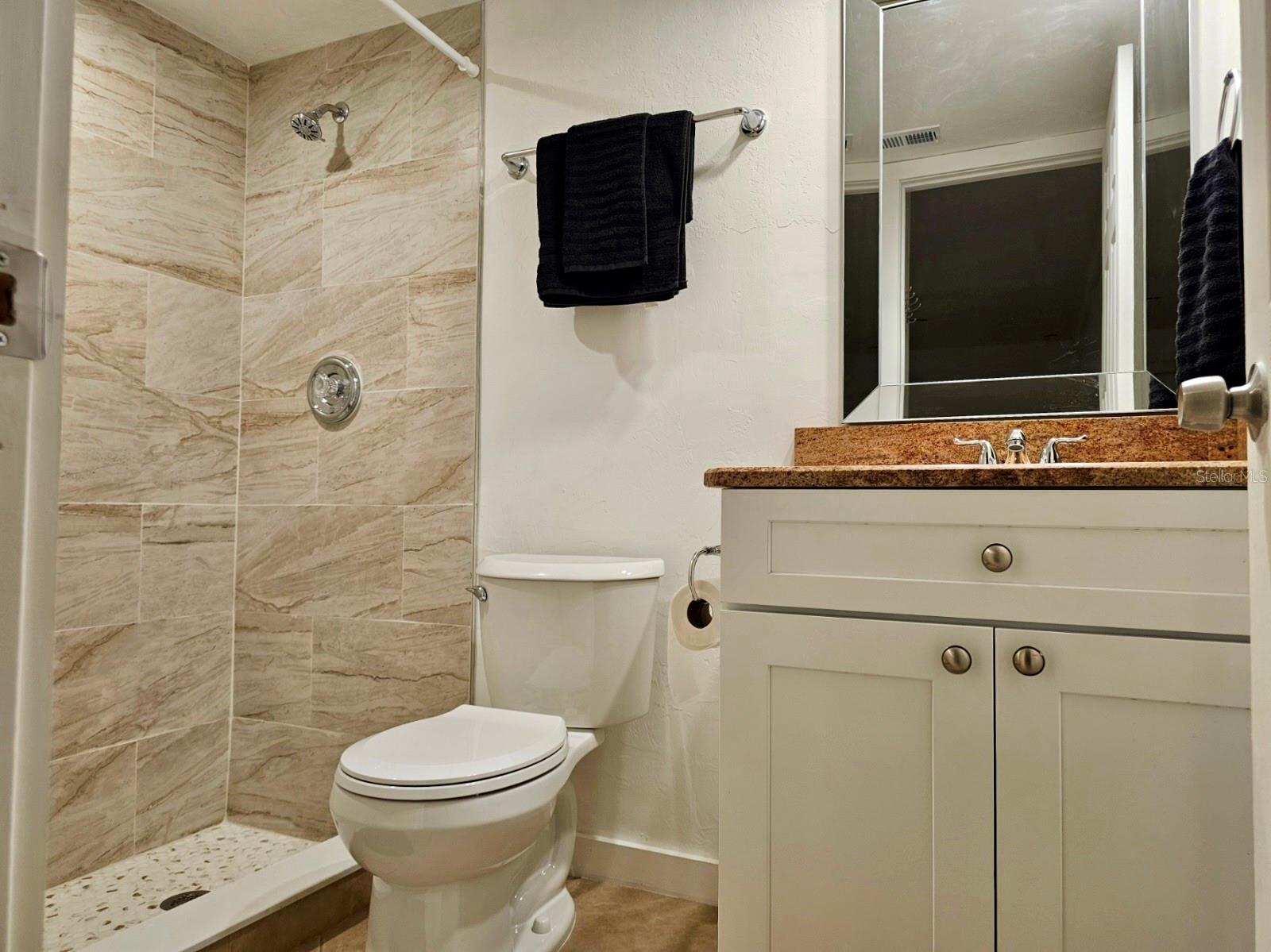 VERSAILLES CONDO - Residential