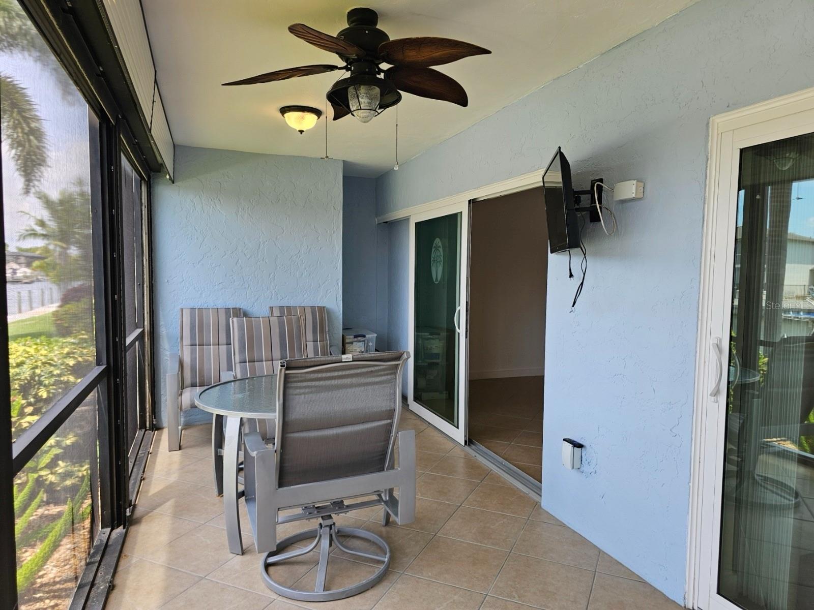 VERSAILLES CONDO - Residential