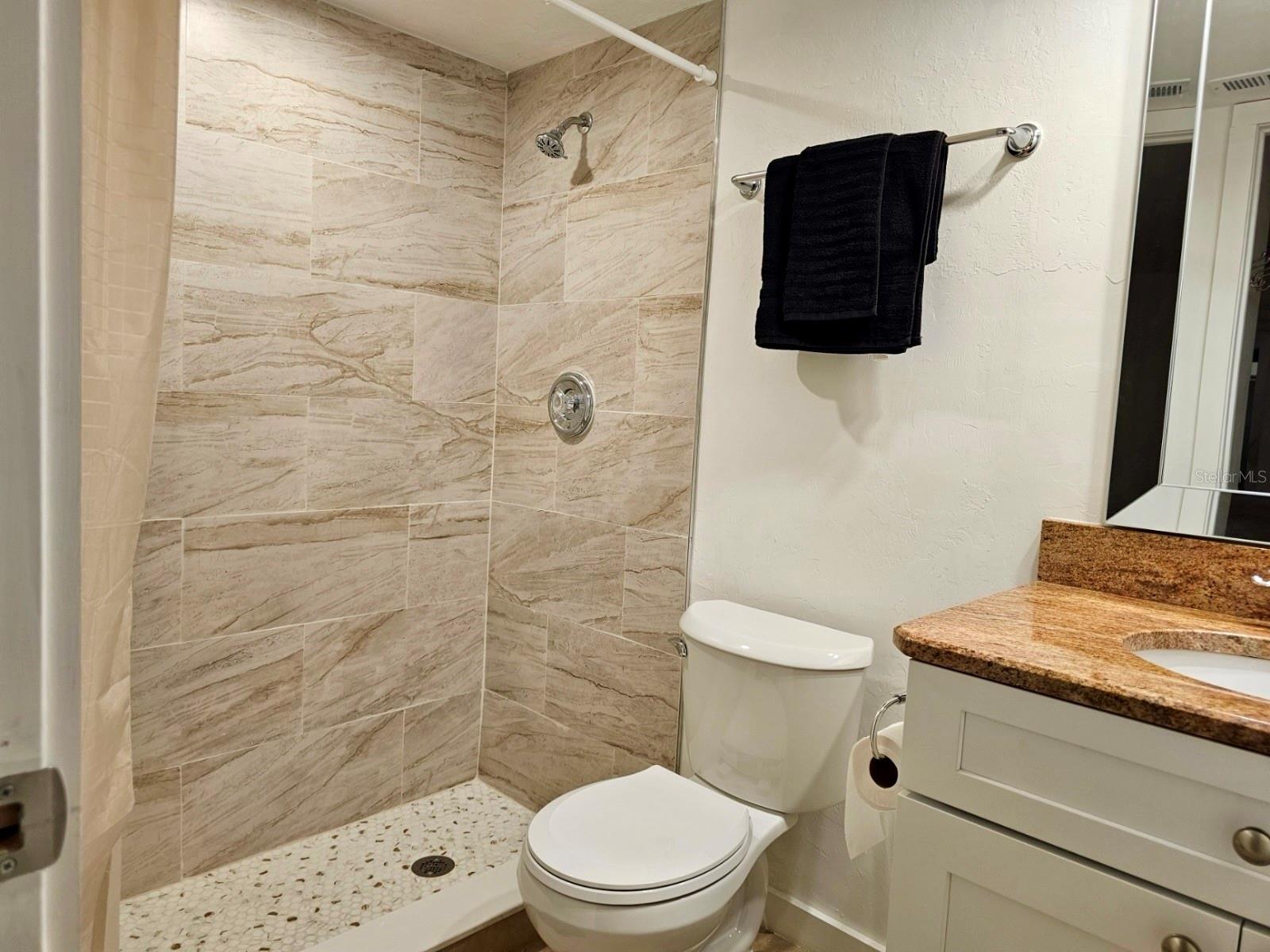 VERSAILLES CONDO - Residential
