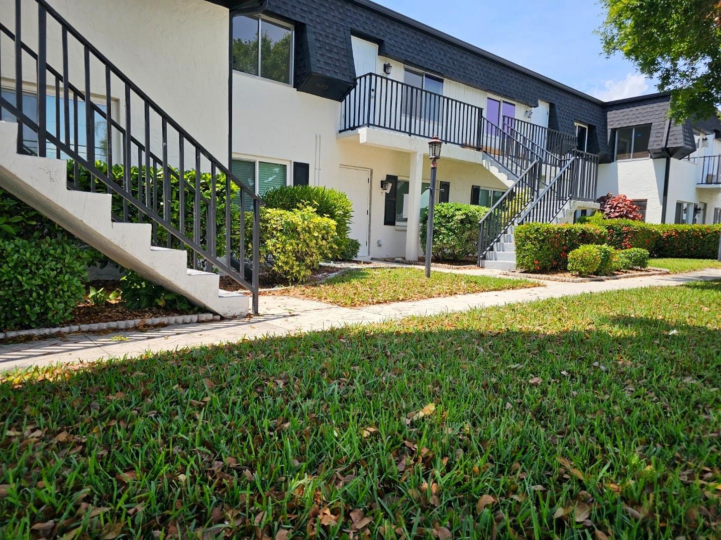 VERSAILLES CONDO - Residential