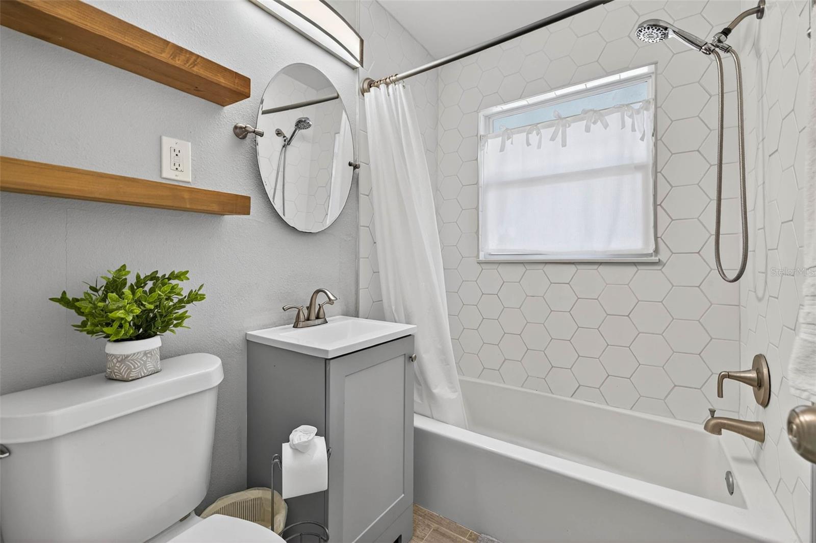 STONEMONT SUB REV - Residential