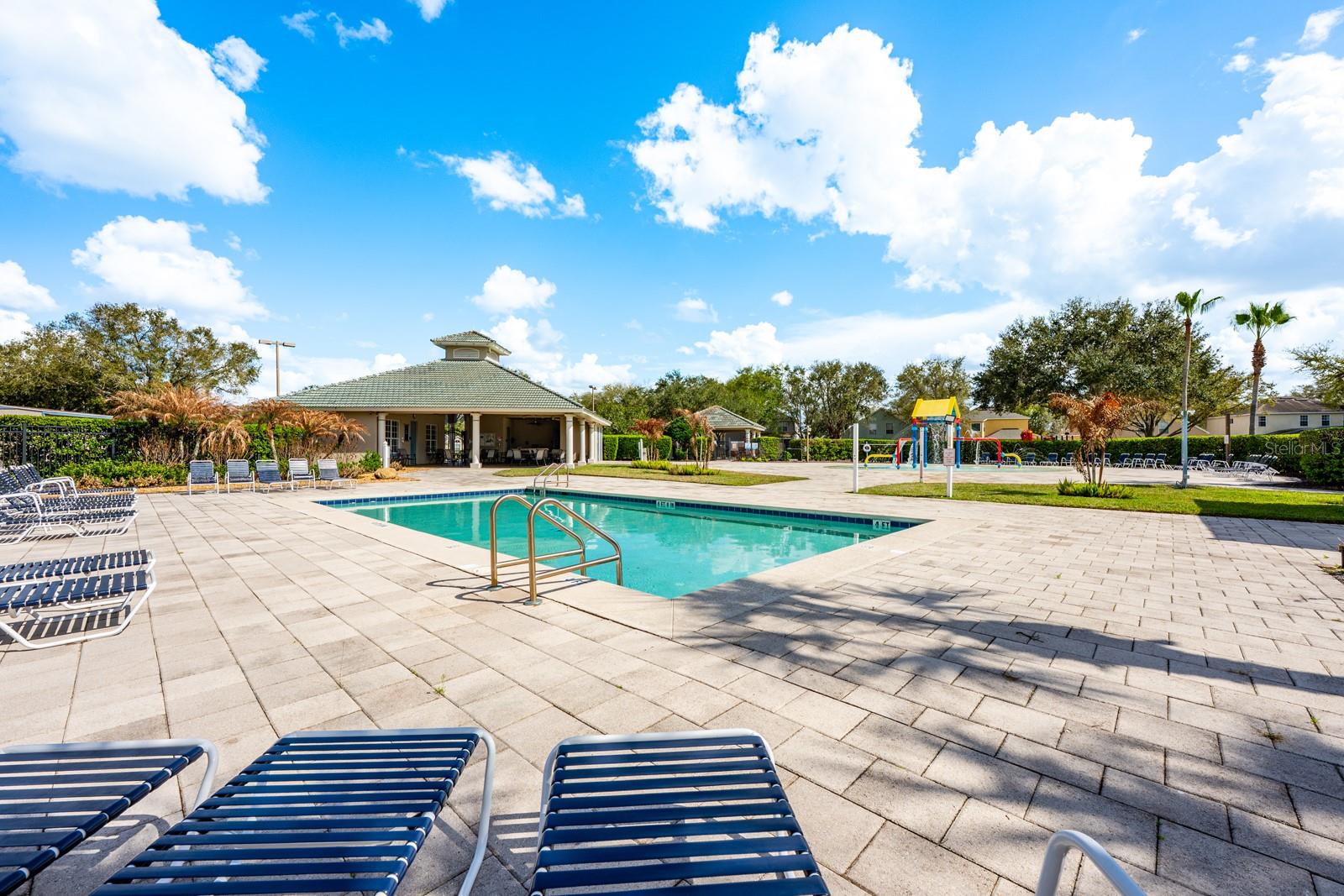 WESTON HILLS SUB - Residential