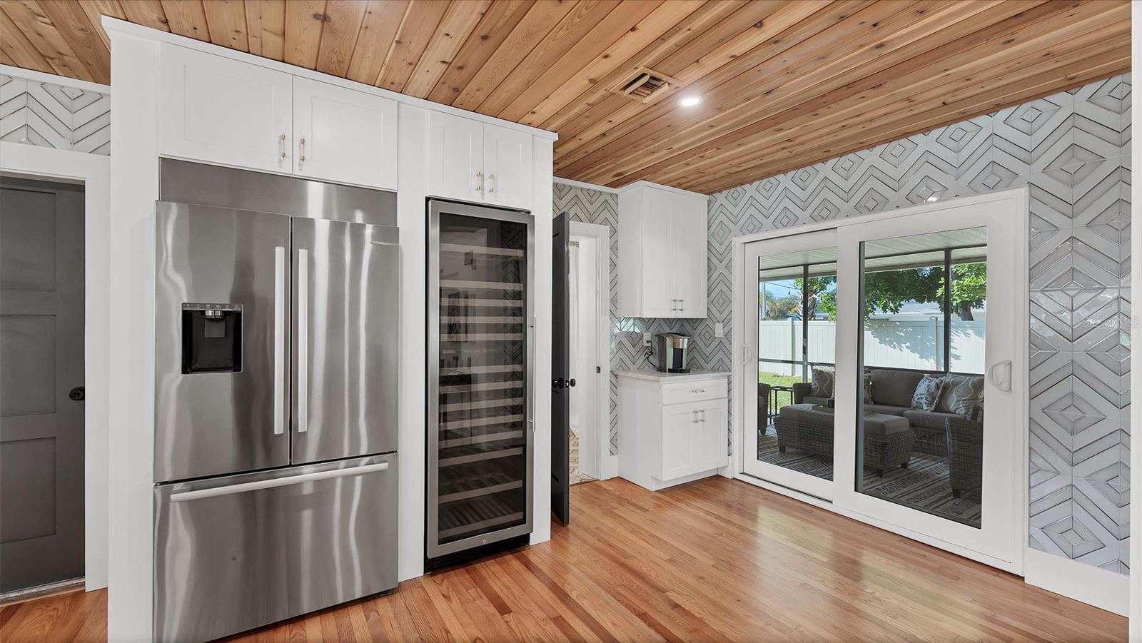 SOUTH GATE - Residential