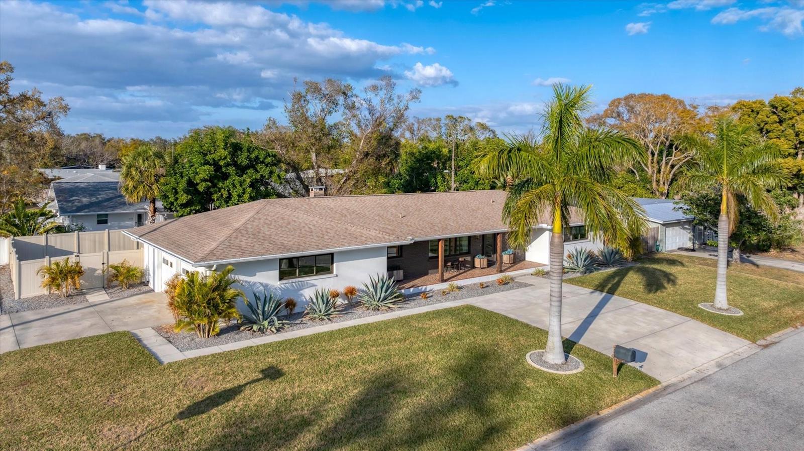 SOUTH GATE - Residential