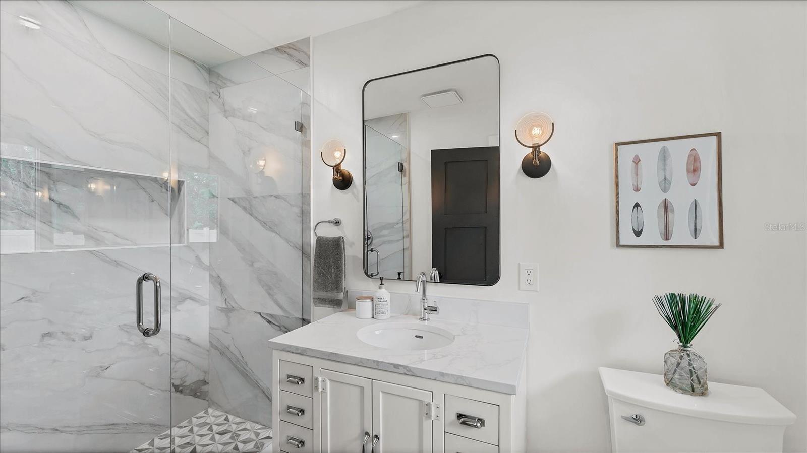 SOUTH GATE - Residential