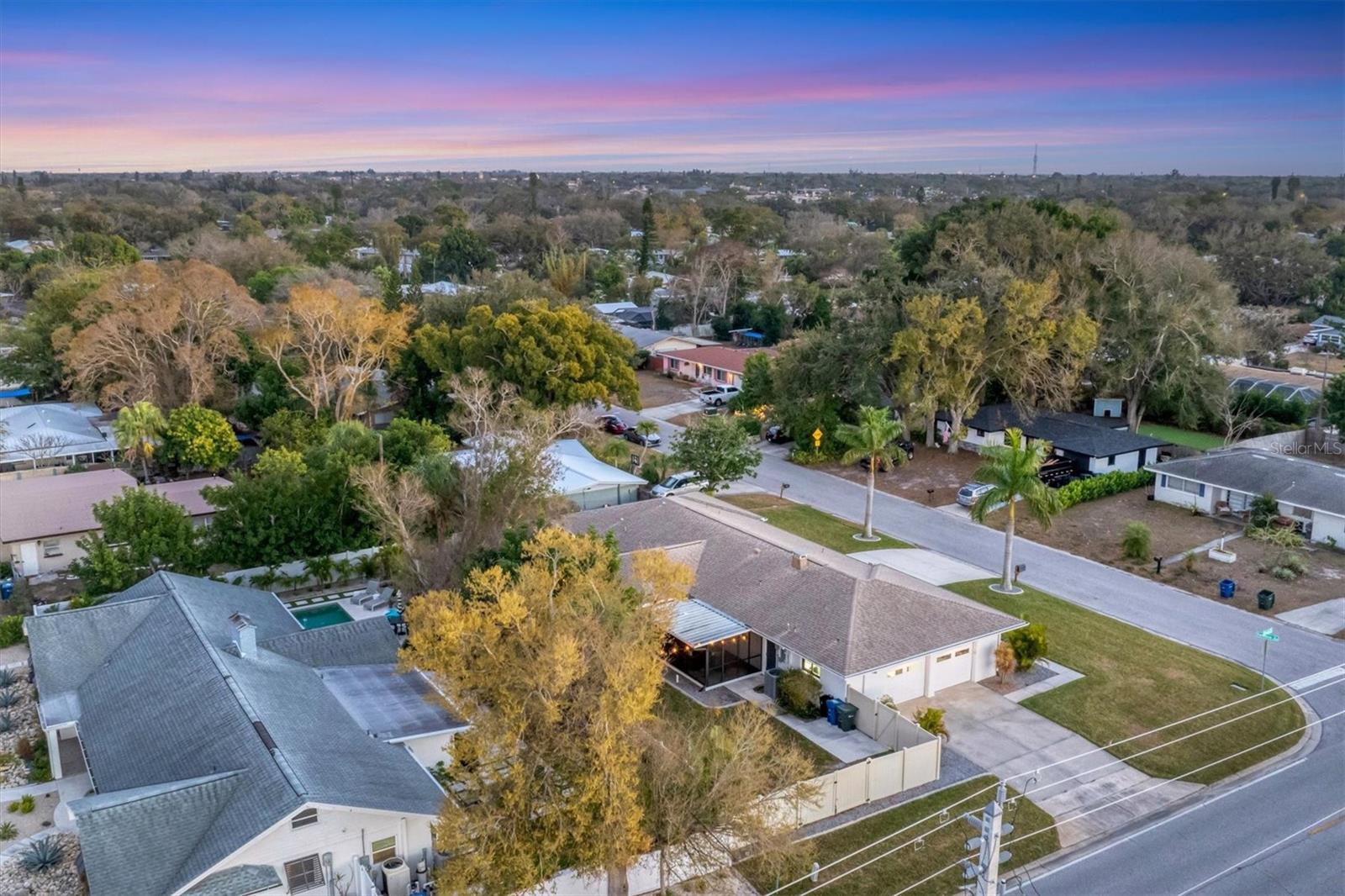 SOUTH GATE - Residential