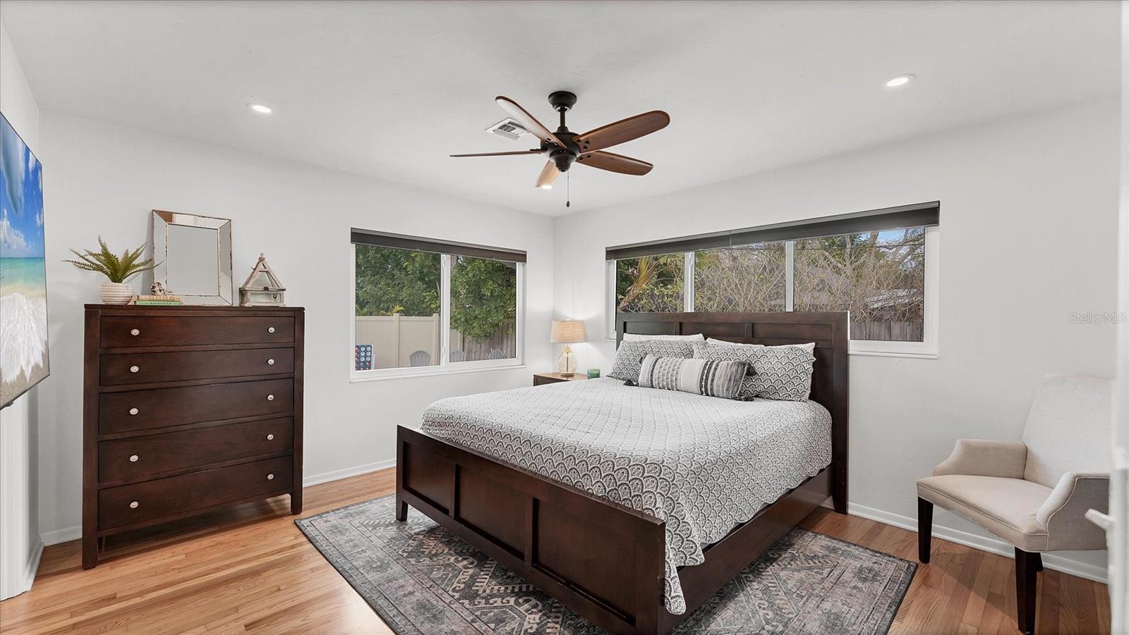 SOUTH GATE - Residential