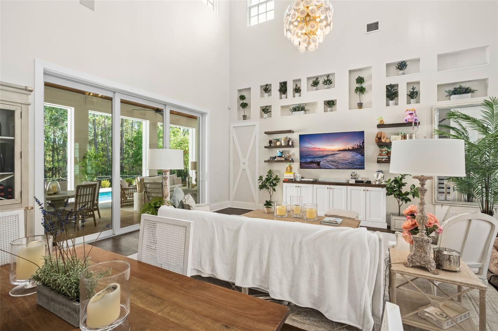 GOLDEN OAK PH 5 - Residential