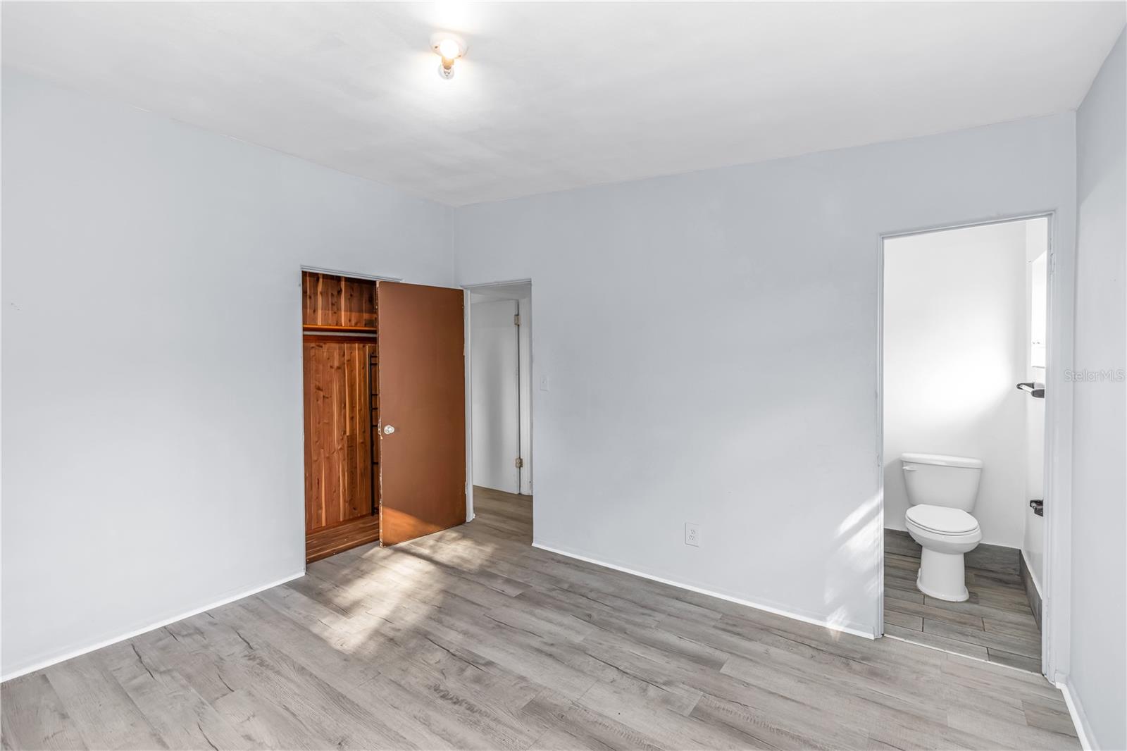 PINE HILLS PARK SUB - Residential Lease