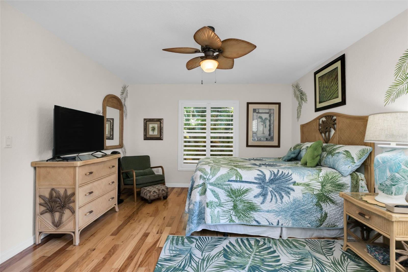 KINGS GATE PH 02 - Residential