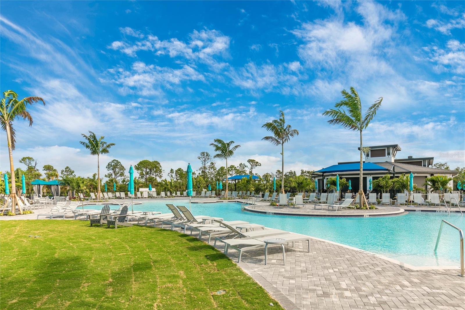 WELLEN PARK GOLF & COUNTRY CLUB - Residential