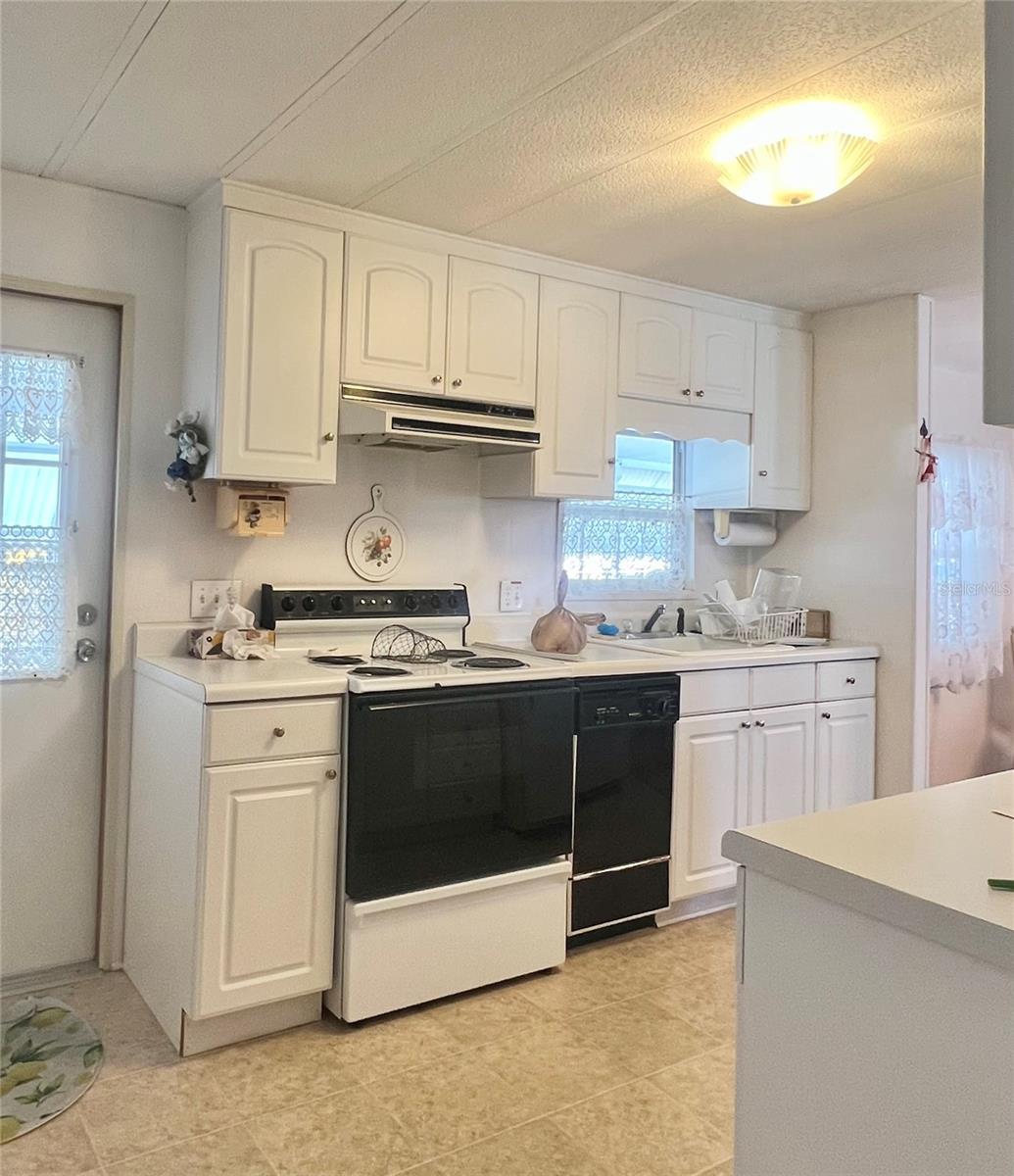 FAIRWAY VILLAGE MOBILE HOME PARK UNREC - Residential