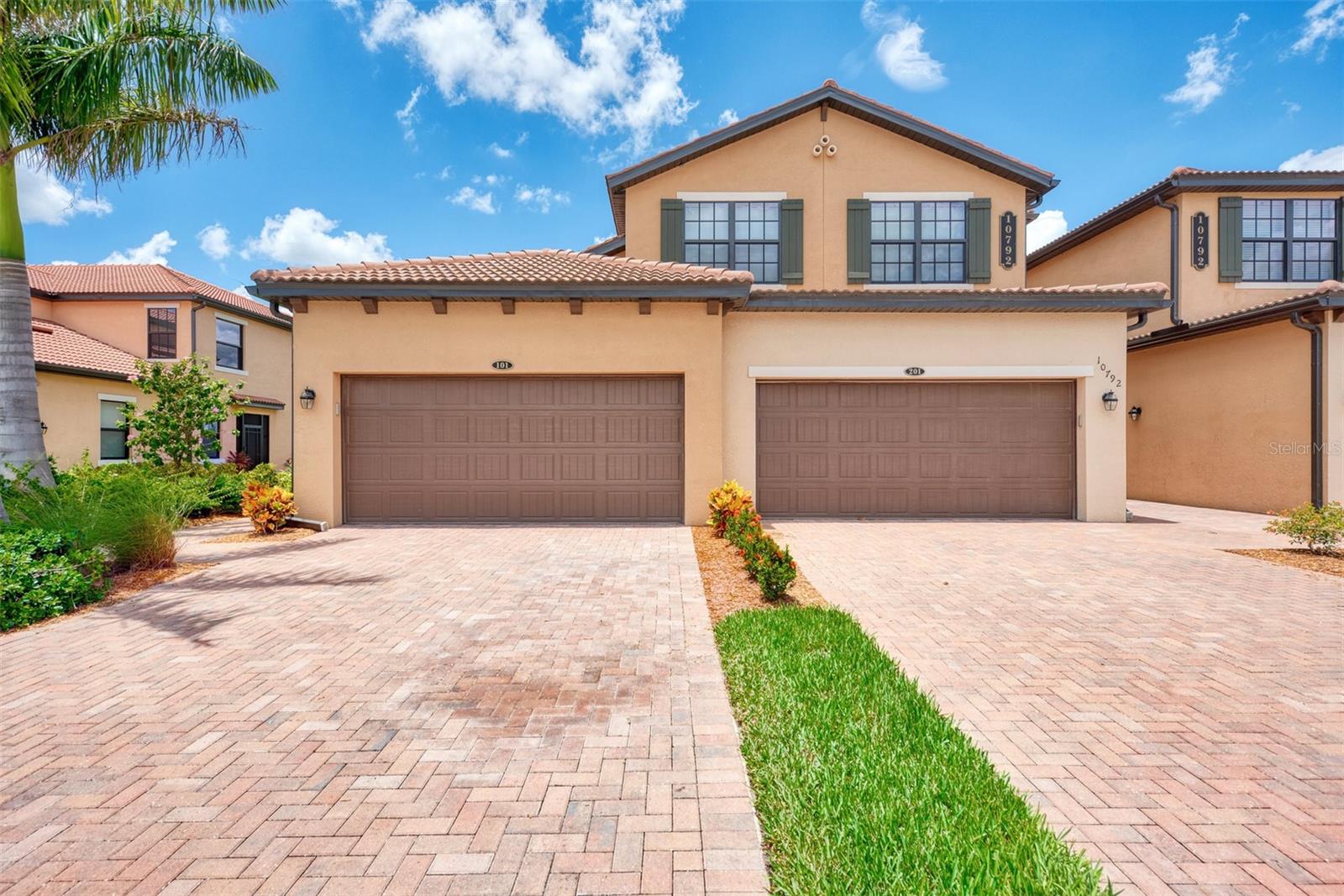 SARASOTA NATIONAL - Residential