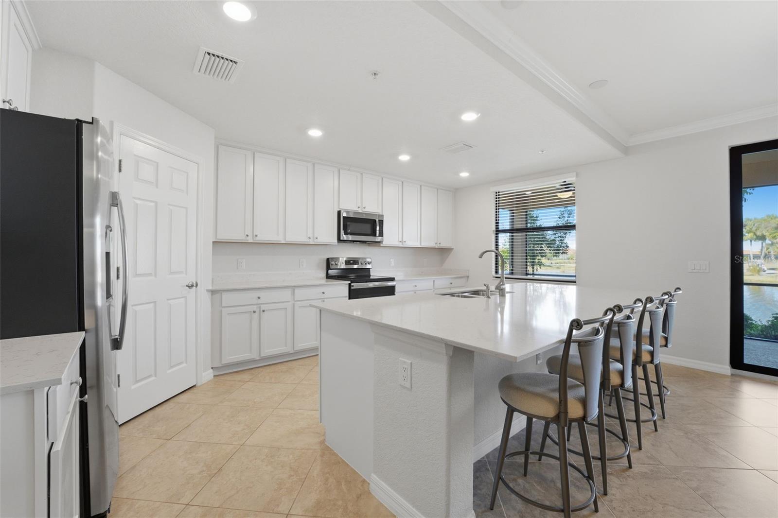 SARASOTA NATIONAL - Residential