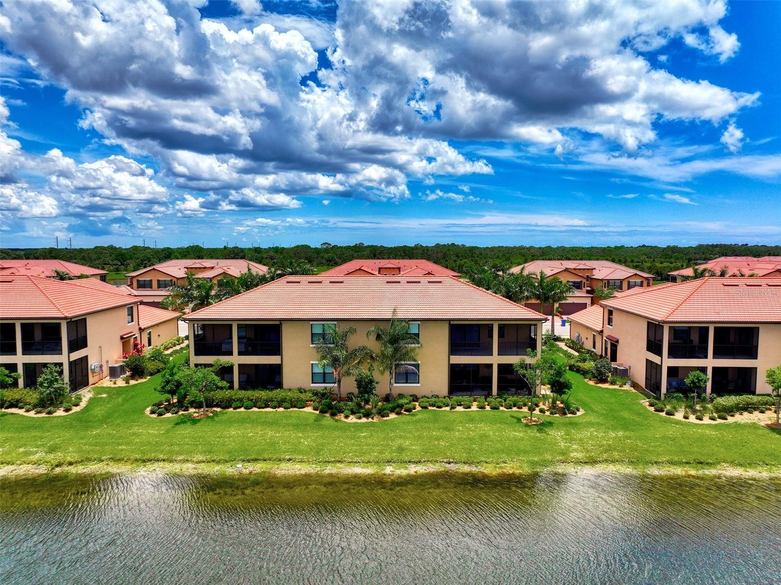 SARASOTA NATIONAL - Residential