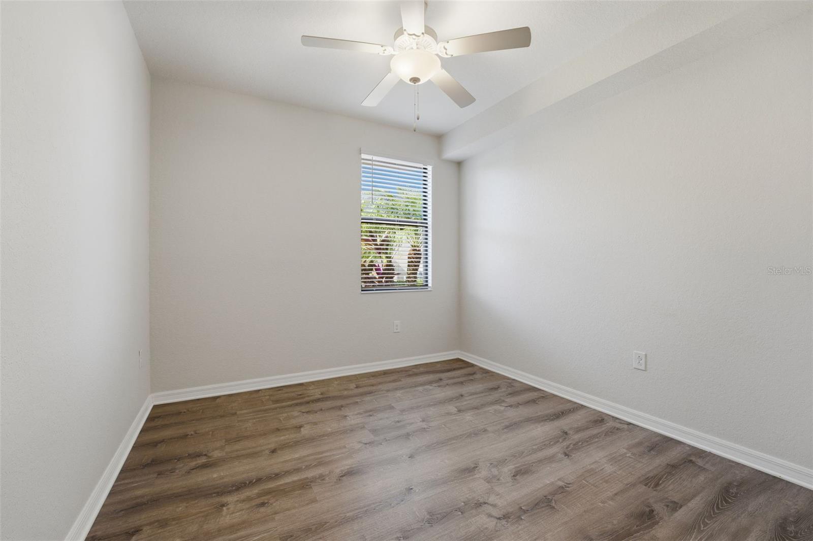 SARASOTA NATIONAL - Residential