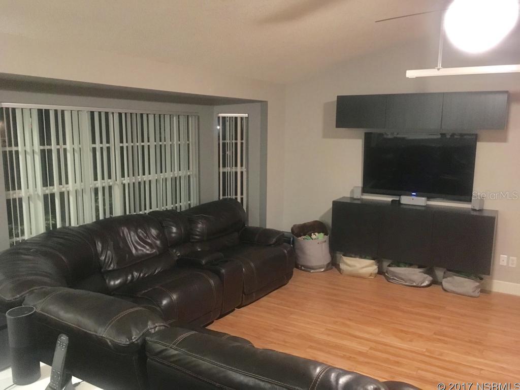 Florida Shores 01 - Residential