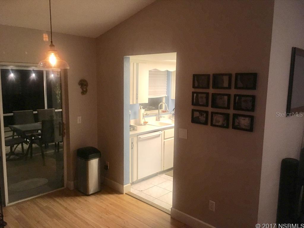 Florida Shores 01 - Residential