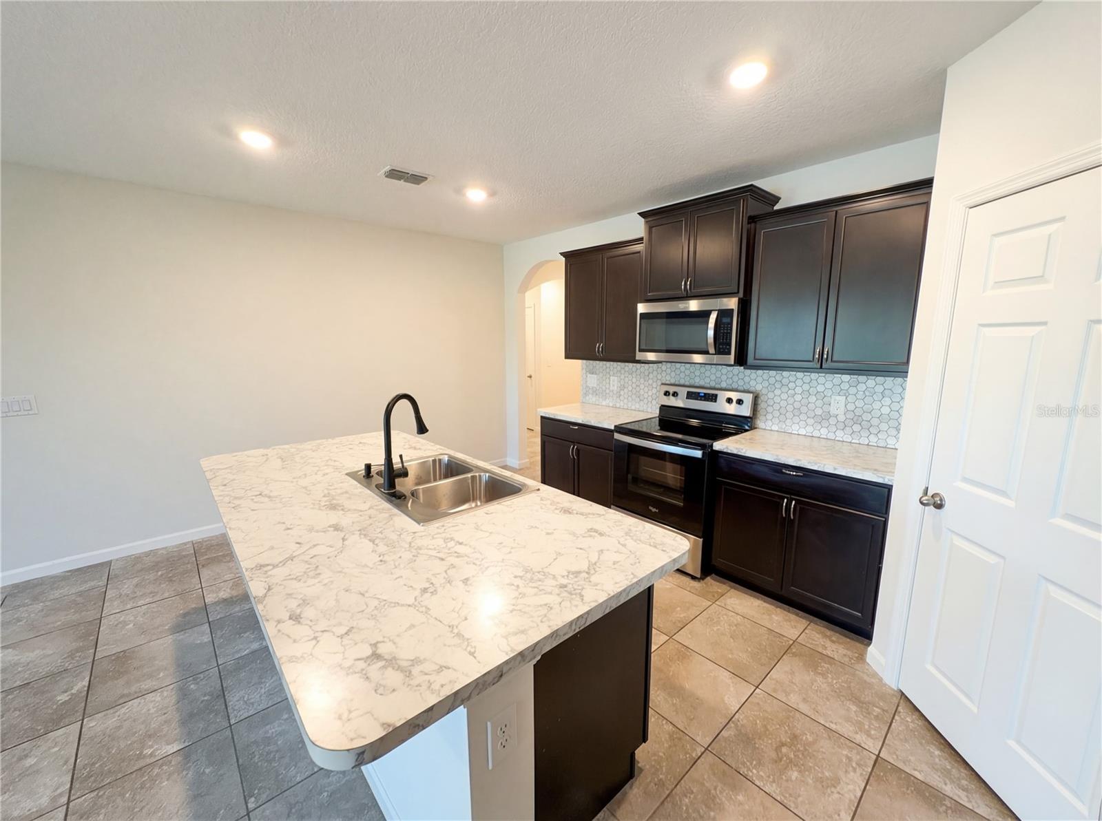 3452 INDIAN RIVER PARKWAY