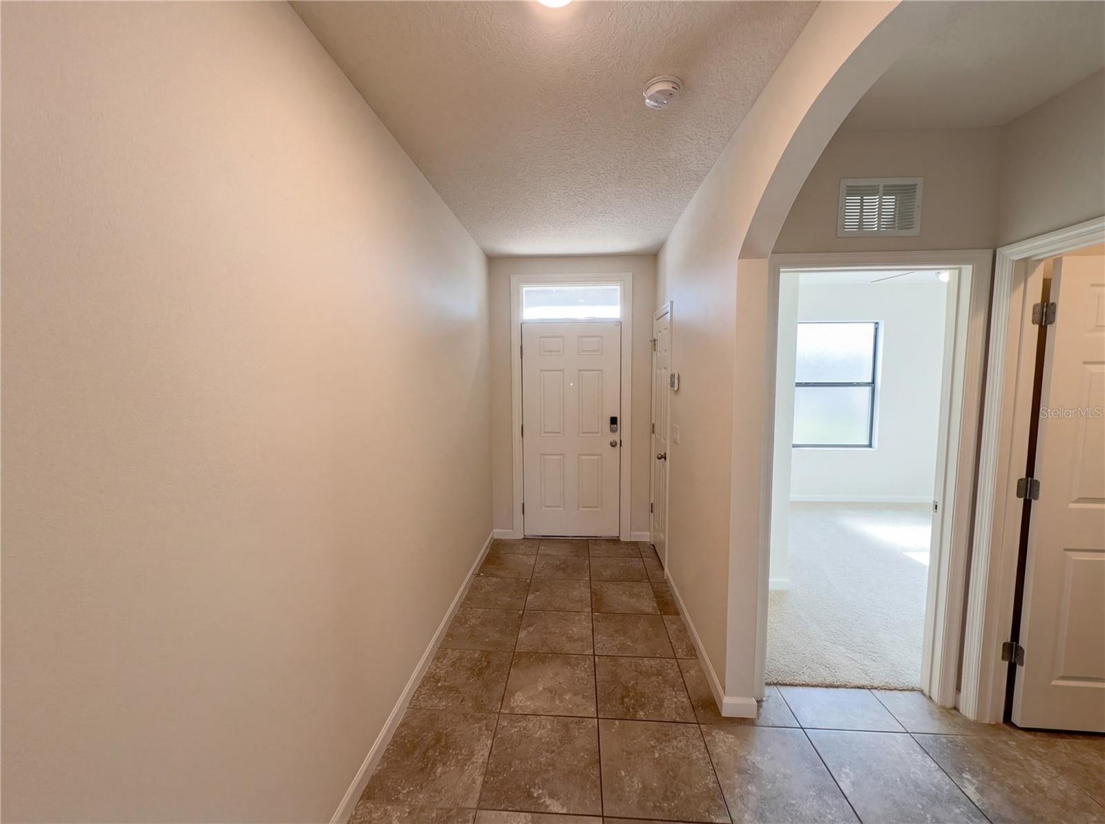 LAKES/INDIAN RIVER PRESERVE - Residential