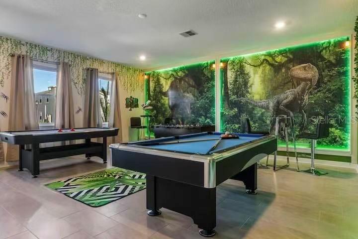 COVE AT STOREY LAKE III - Residential