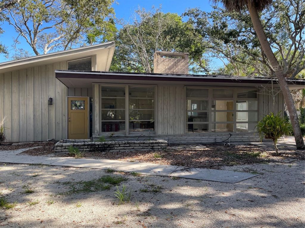 Real estate matching your search 28 Photo of 5453 Avenida Del Mare, Sarasota, FL 34242 (MLS # A4669037)