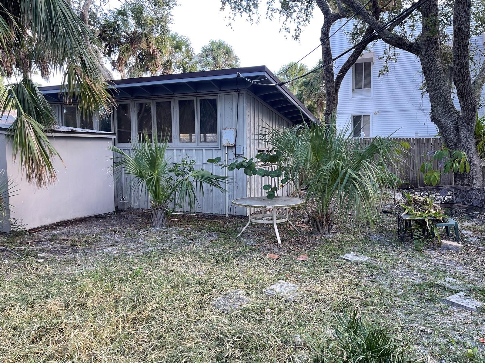 SARASOTA BEACH - Residential