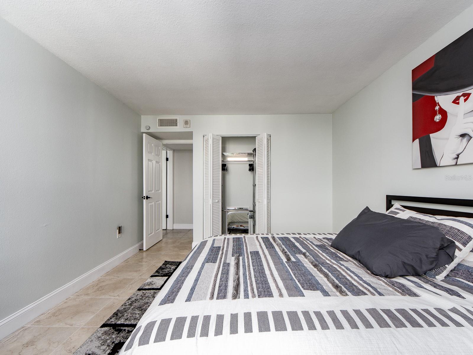 DIAMOND ISLE CONDO - Residential Lease