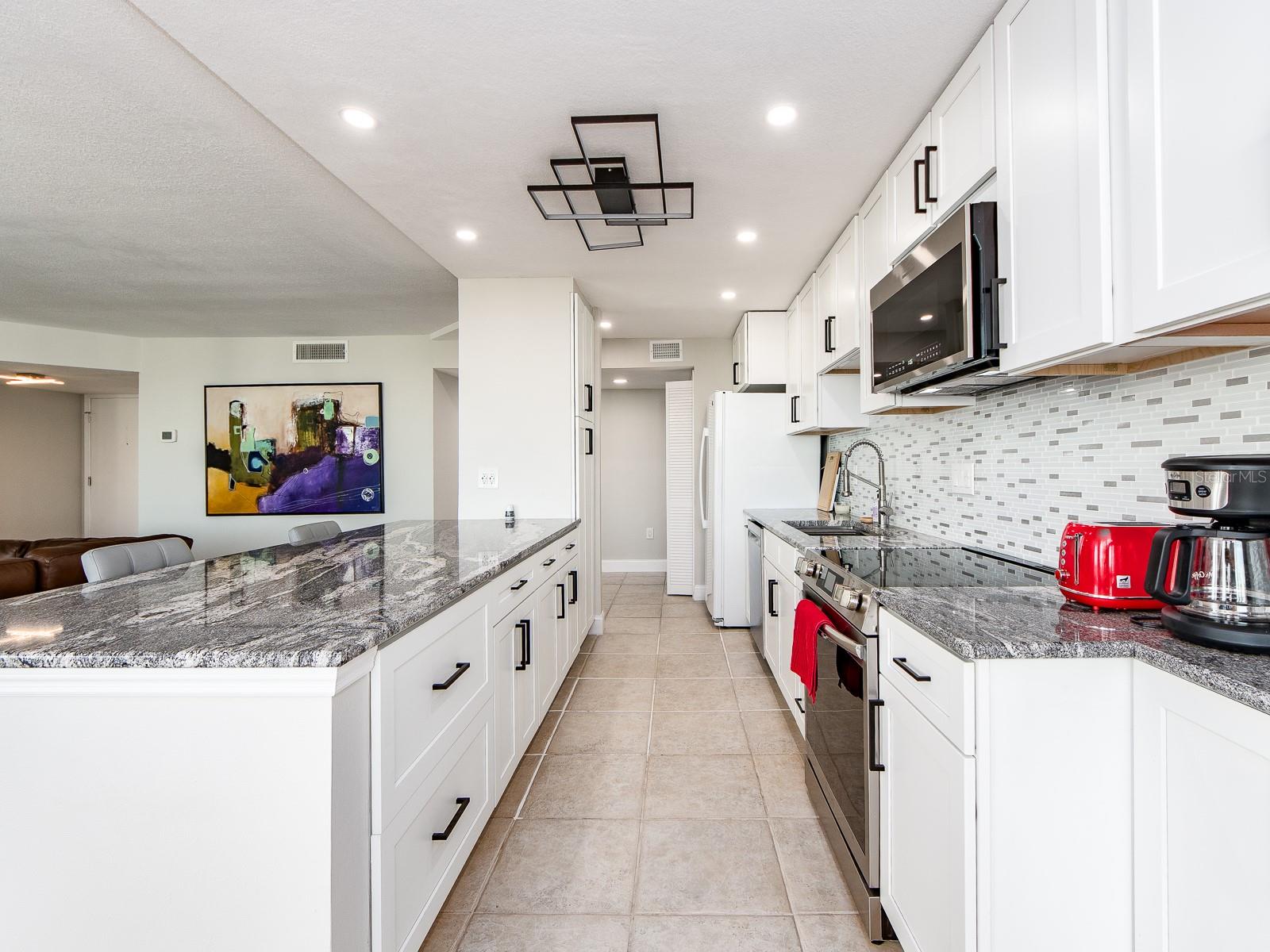 DIAMOND ISLE CONDO - Residential Lease
