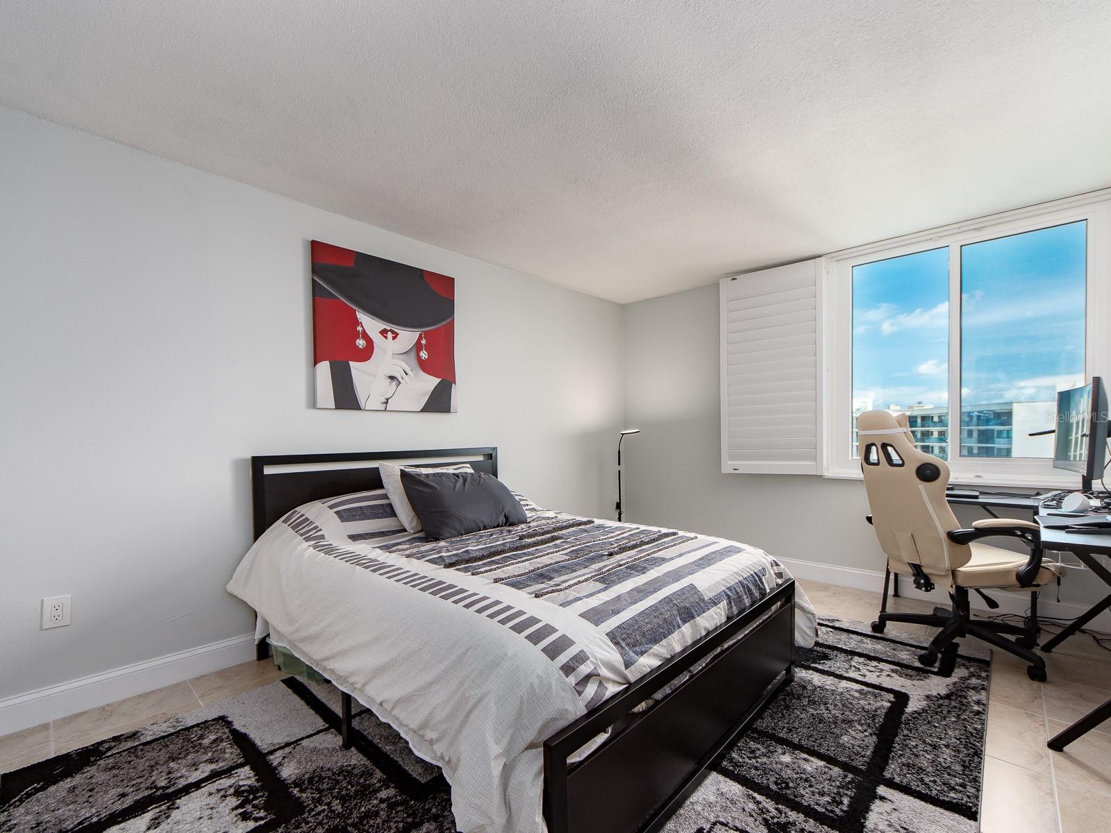 DIAMOND ISLE CONDO - Residential Lease
